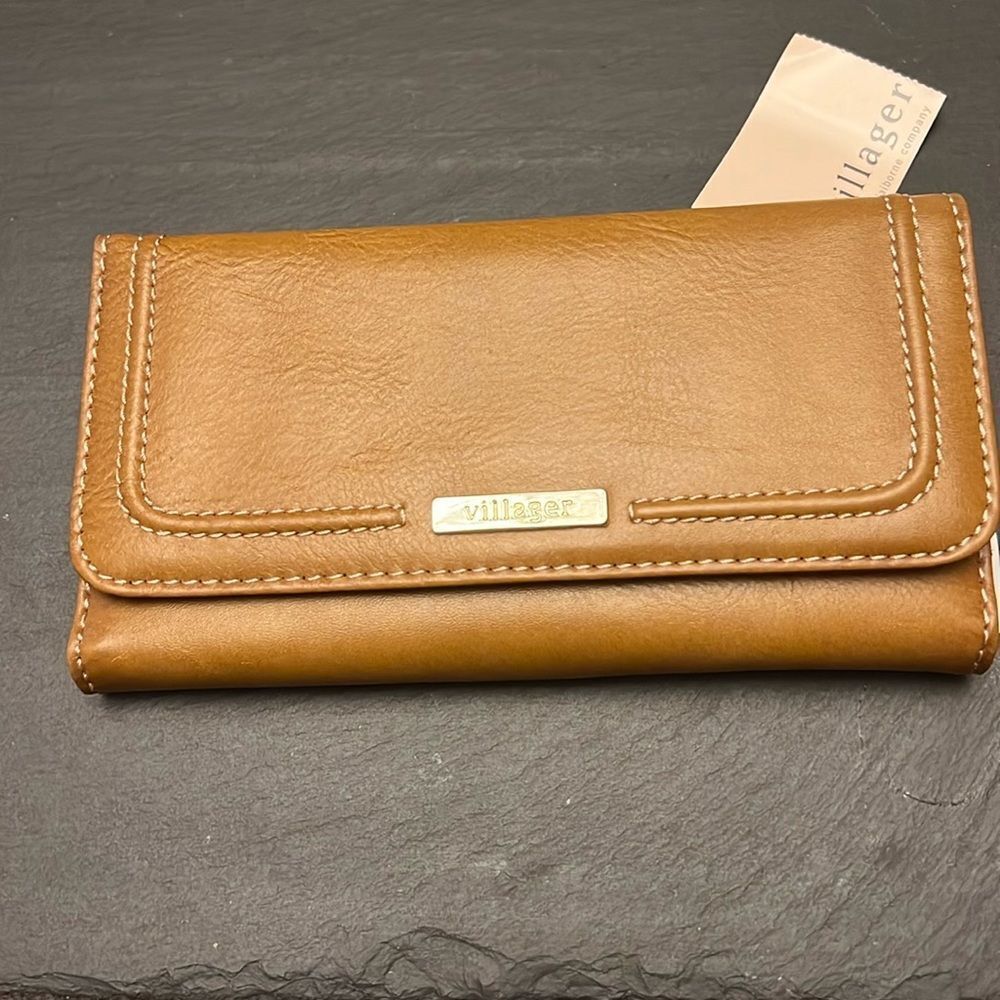 NWT Villager Tan Leather Wallet
